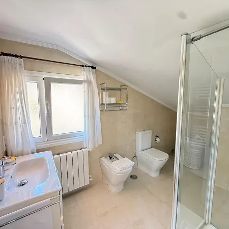 Spacious Sardinero Parking Apartment